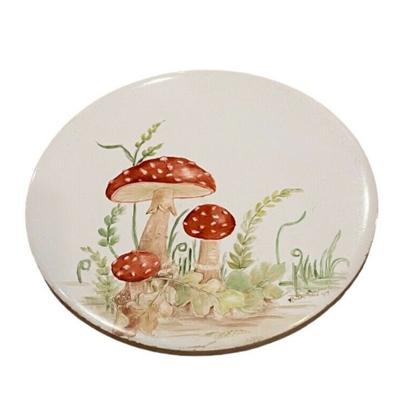 Vtg Mushroom Tile Trivet England H&R Johnson 1977 Bremann Handpainted Round - Picture 3 of 5